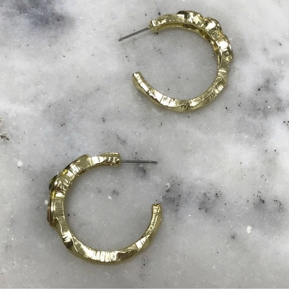 Byzantine Twist Matte Gold w/ Crystal Hoops, NWT-Boutique - Picture 4 of 9